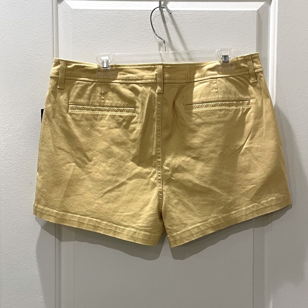 NEW…Market & Spruce Chino Shorts in Yellow - Picture 4 of 4